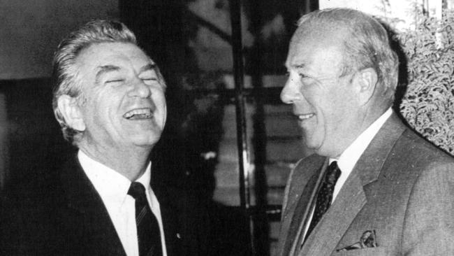 Bob Hawke and George Shultz in 1985.