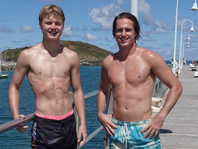 Jesse Webb from Coffs Harbour and Ryan Harragon from Brisbane. The weather was on point at the Coffs Harbour Jetty on Boxing Day, 2022. Picture: Chris Knight