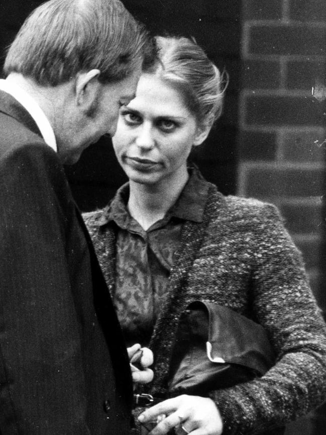 Sallie-Anne Huckstepp with Keith Lanfranchi outside Redfern Court facing drug charges on November, 1981.