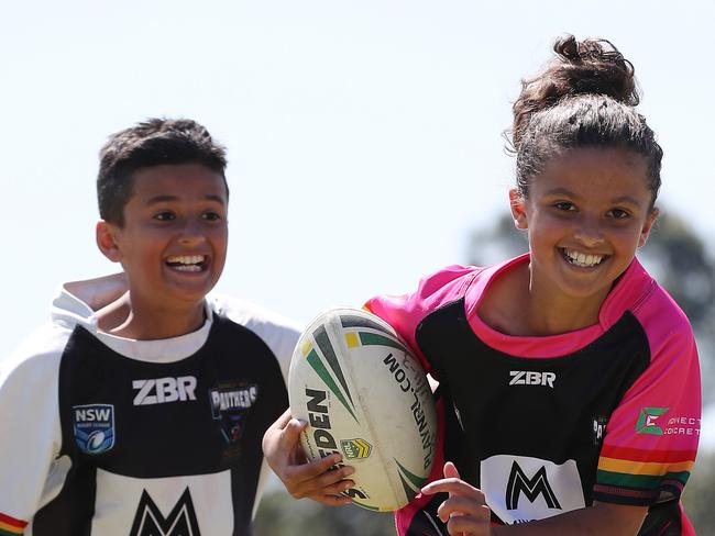 The Berkeley Vale Panthers Under 11s girls team have unfortunately lost their final against the Berkeley Vale boys team, 40-26. Pictured are twins, A'zaiah and Aiecha Phoenix (age 11) who were playing on opposite teams. Picture: David Swift