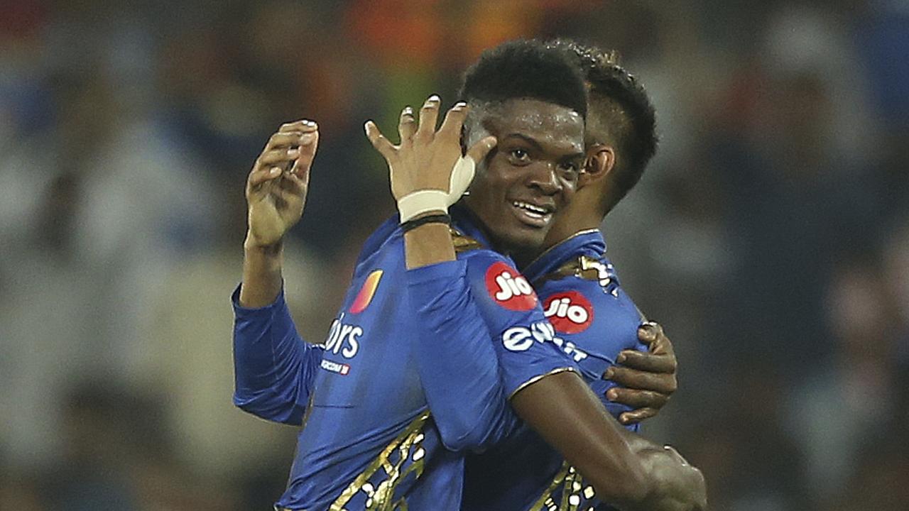 Alzarri Joseph Makes IPL History, Mumbai Indians Vs Sunrisers Hyderabad ...