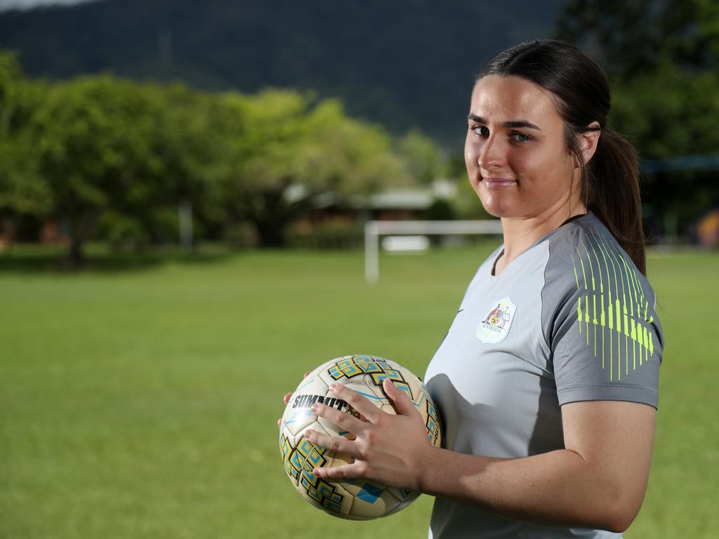 Mia Bailey, Cairns QAS shot-stopper keeps on career track | The Cairns Post