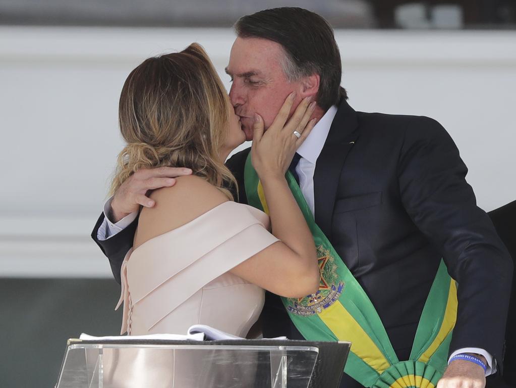 DF - Brasilia - 19/12/2019 - Christmas Cantata - Jair Bolsonaro, President  of the Republic, accompanied by Michelle Bolsonaro, First Lady, and Laura  Bolsonaro, Daughter of the President, this Thursday, December 19