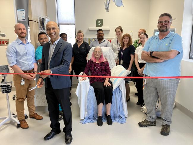 Satellite Hospital Kallangur ribbon cut