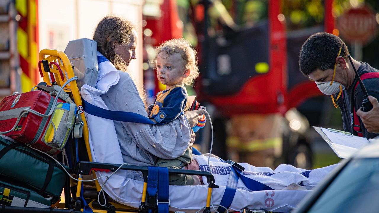 South Melbourne Fire Toddler And His Mother Saved From Blaze Gold   Ebbe1405f3bd18329fd4d8bf4e1ddee0