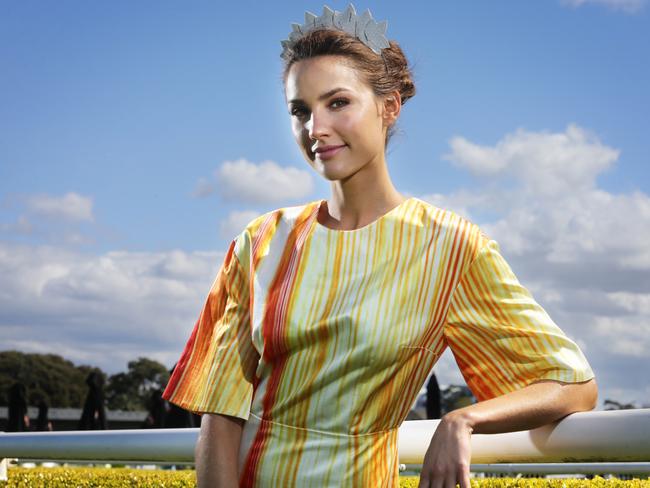 Model Rachael Finch shares her fashion tips for the racing season.