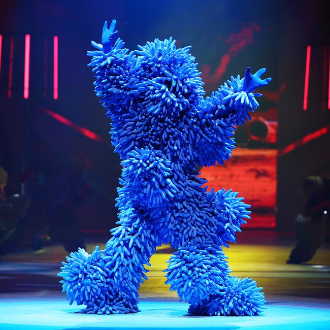 ‘Celestial Body’ by Jagoda Matecka and Zofia Brunarska from Magdalena Abakanowicz University of the Arts in Poland dances in the Mars & Beyond Section. Picture: Hagen Hopkins/Getty Images for World of WearableArt