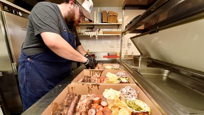 Chef Brad Shorten prepares 3 Brimstone Feast Challenges at Castle Hill. (AAP IMAGE / Troy Snook)