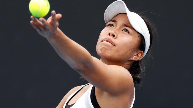 Lizette Cabrera in action against Donna Vekic during the 2017 Australian Open.