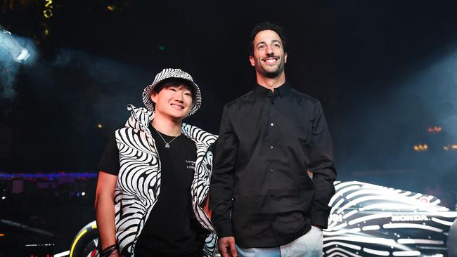 Yuki Tsunoda and Daniel Ricciardo pose for a photo in Las Vegas. Photo by Rudy Carezzevoli / GETTY IMAGES NORTH AMERICA.