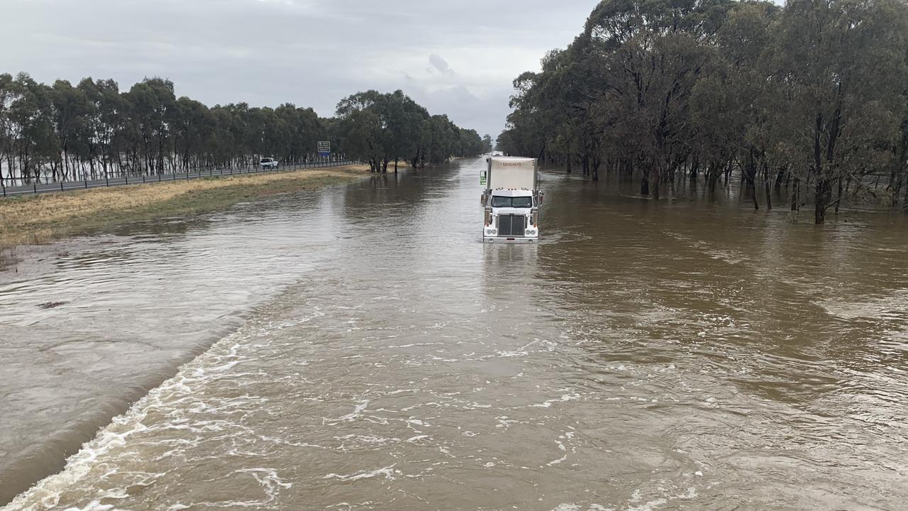 Seventeen people have had to be rescued from the roofs of their cars. Picture: Taylor McPhail 