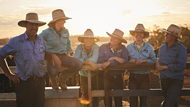 Bonnie, 23, Molly, 21, Jemima, 19, and Matilda, 17, work alongside their parents, Karen and Dan Penfold, across the family’s 40,000 hectares at Meandarra and Yaraka, while also running their 150-day grain-fed premium black angus business, Four Daughters.