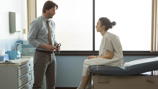 Keanu Reeves and Lily Collins in To The Bone.