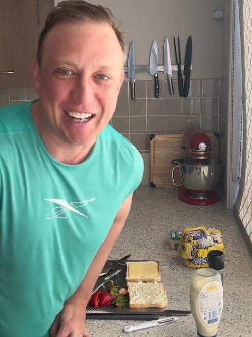 Queensland Premier Steven Miles making lunch. Picture: TikTok