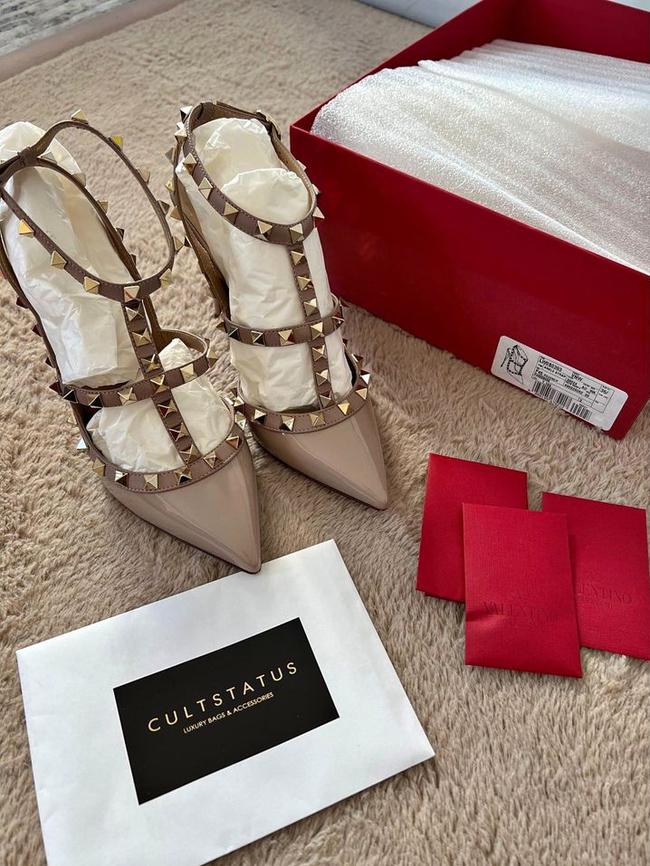 Cynthia Lu is still trying to sell the shoes for $880. Picture: Supplied