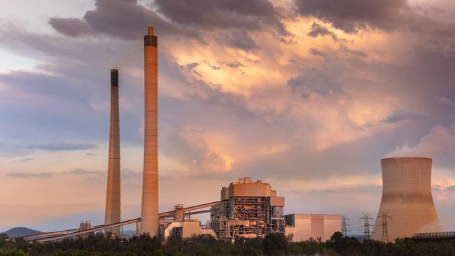 Callide Power Station at Biloela was evacuated after multiple explosions.