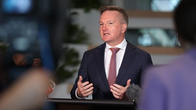 BRISBANE AUSTRALIA - NewsWire Photos APRIL 21, 2023: Minister for Climate Change and Energy Chris Bowen addresses the media at a press conference in Brisbane. NCA NewsWire / Sarah Marshall