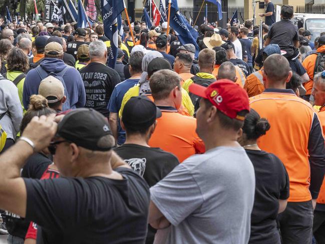 SYDNEY, AUSTRALIA -  NewsWirePhotos - Tuesday, 12  November 2024:CFMEU rally from Belmore Park to Parliament House SydneyPicture: NewsWire / Monique Harmer