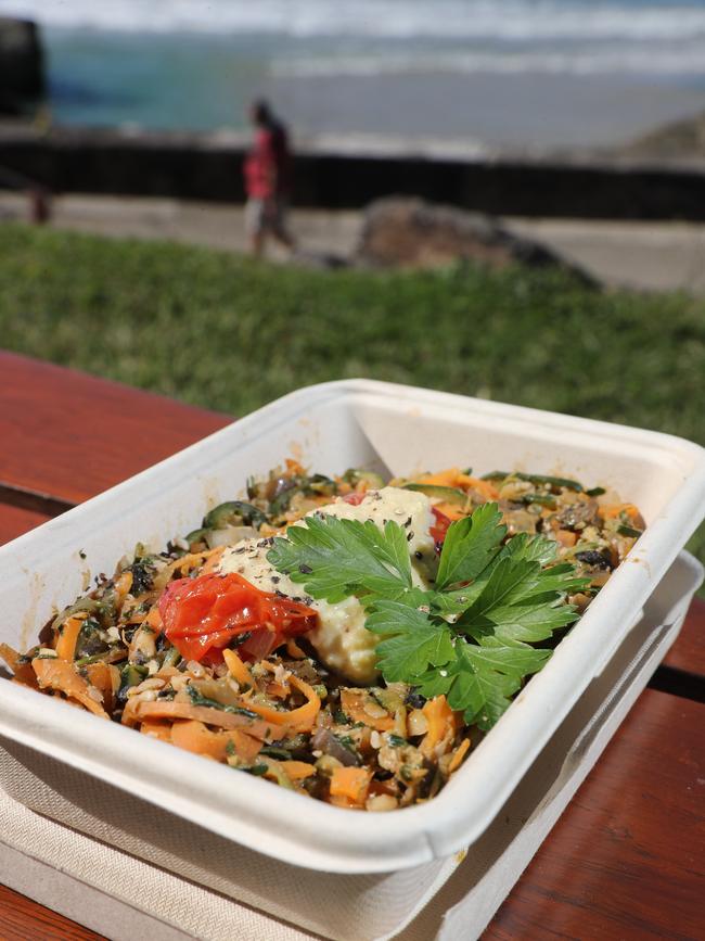 Yum! Spinach Pesto Zoodle. Photo by Richard Gosling