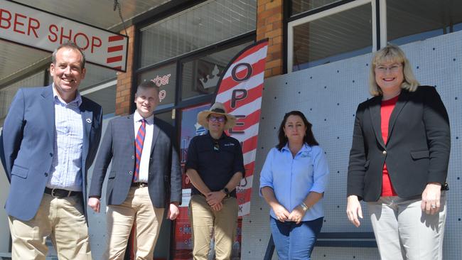 Southern Downs councillor Andrew Gale, Member for Southern Downs James Lister, Kirra Pines farmer Tim Carnell, Taylor Family Produce farmer Connie Taylor and Member for Warrego Ann Leahy at the meeting today to discuss a cross-border commissioner.