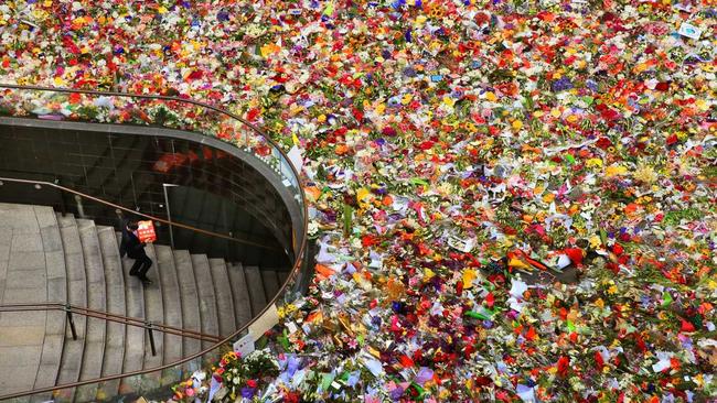 Toby Zerna, The Daily Telegraph, “Martin Place Siege”.