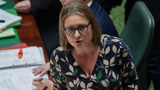 MELBOURNE AUSTRALIA - Newswire Photos AUGUST 15TH : Premier Jacinta Allan, speaks at Victorian Parliament Question Time.  PICTURE : NewsWire / Nicki Connolly