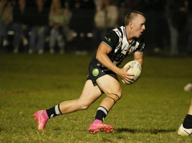 Aaron Keppie takes off for Picton. Photo: Warren Gannon Photography