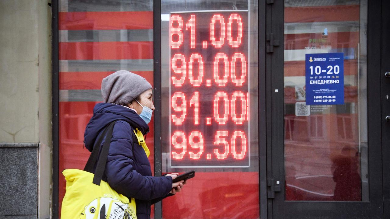 Russia’s currency – the rouble – has tumbled to a record low after Russian forces invaded Ukraine. Picture: Alexander Nemenov/ AFP.