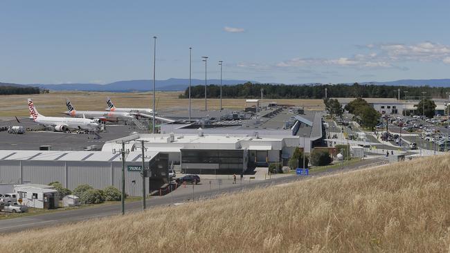 Labor tells Prime Minister it is time to police Hobart airport | The ...