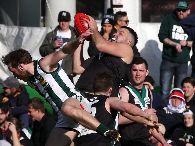 Jack Purcell pulls in a mark during the 2017 grand final. Picture: George Salpigtidis