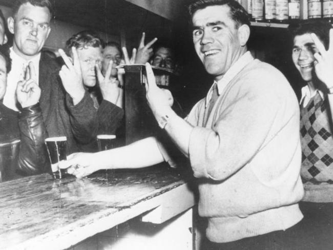 In his younger (and later) years, Lou Richards was a loveable larrikin.