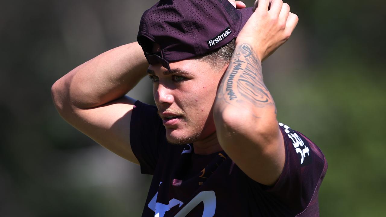 Reece Walsh during Brisbane Broncos training from Red Hill. Picture: Zak Simmonds