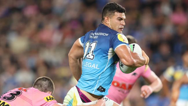 GOLD COAST, AUSTRALIA – APRIL 29: David Fifita of the Titans runs the ball during the round 8 NRL match between the Titans and the Panthers at Cbus Super Stadium, on April 29, 2022, in Gold Coast, Australia. (Photo by Chris Hyde/Getty Images)