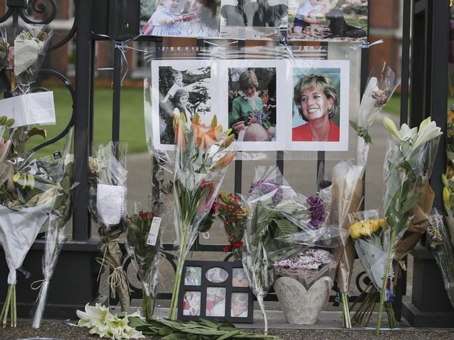 Floral tributes left outside Kensington Palace. Picture: AFOP