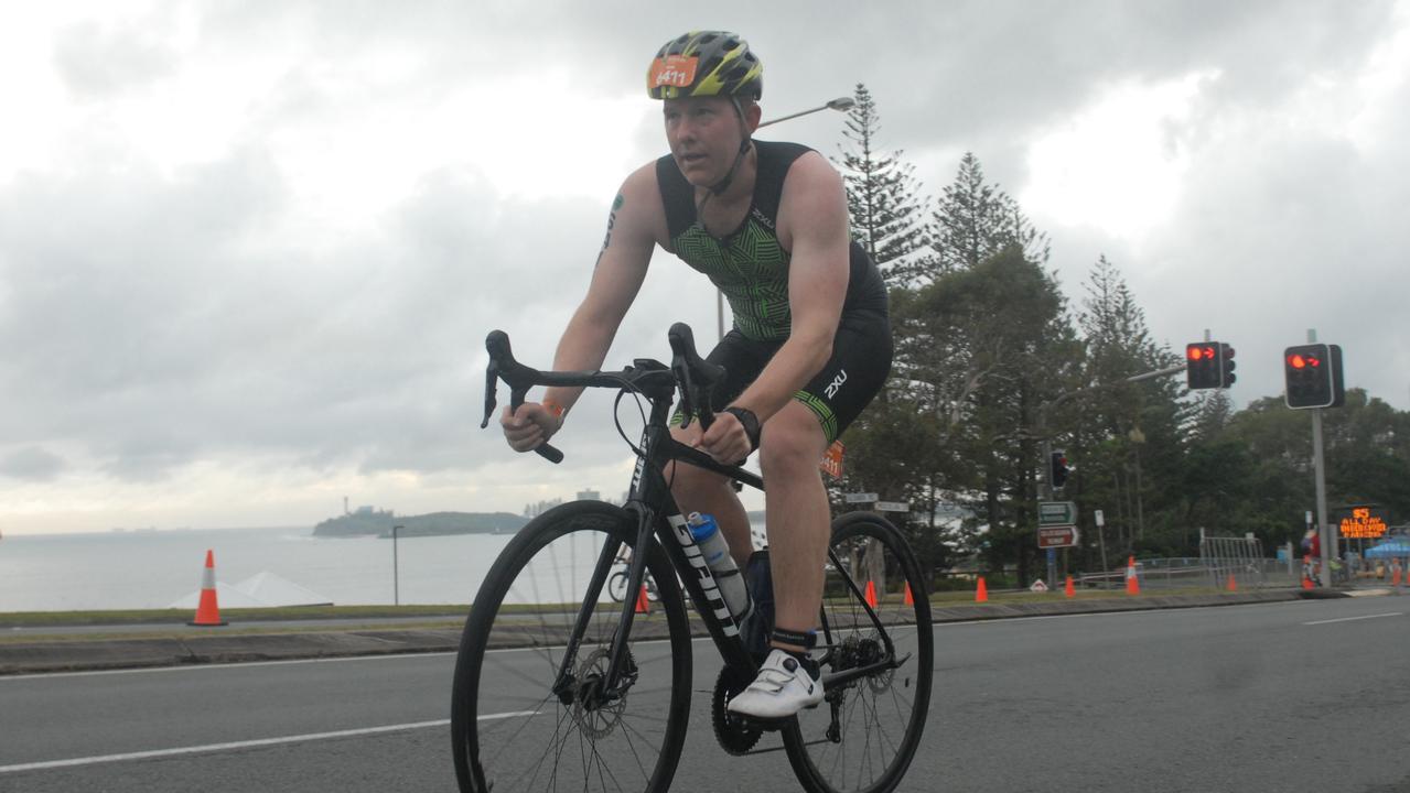 Action from the sprint event at the 2023 Mooloolaba Triathlon.