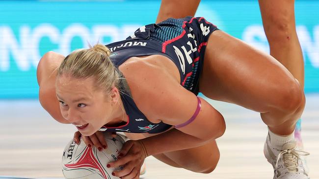 Hannah Mundy of the Vixens attempts to keep the ball in play during the round nine Super Netball match between Melbourne Vixens and Melbourne Mavericks at John Cain Arena, on June 10, 2024, in Melbourne, Australia. (Photo by Kelly Defina/Getty Images)