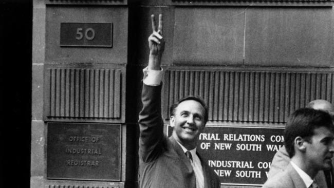 Paul Keating gives victory sign to city workers outside NSW Industrial Relations Commission in Sydney in March 1993.