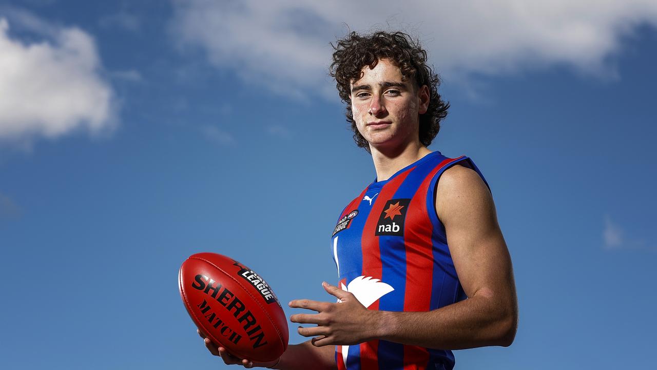 Oakleigh Chargers midfielder Elijah Tsatas had a huge game in Round 3. Picture: Getty Images