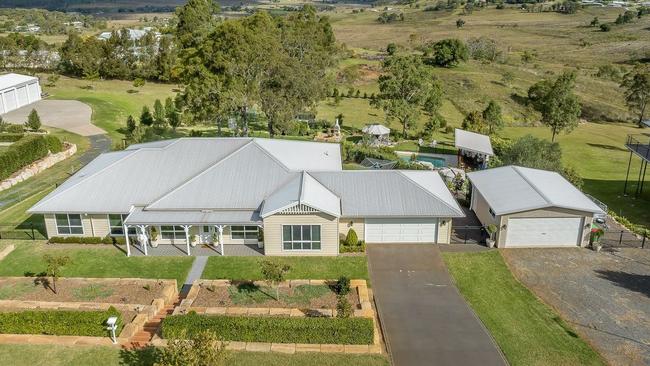 33 Colonial Drive, Gowrie Junction.