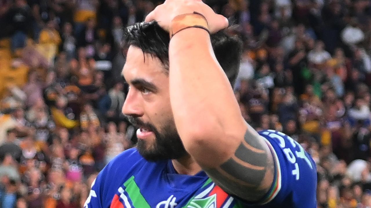 Shaun Johnson of the Warriors reacts after losing the NRL Preliminary Final match between Brisbane Broncos and New Zealand Warriors at Suncorp Stadium on September 23, 2023 in Brisbane, Australia. (Photo by Bradley Kanaris/Getty Images)