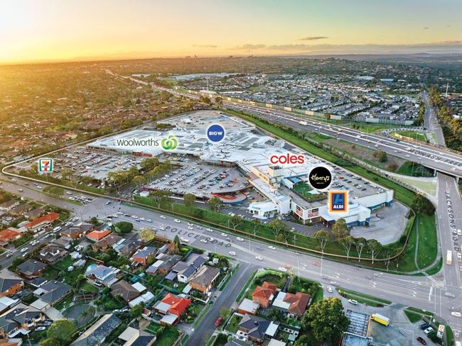 Elanor Investors is selling Waverley Gardens Shopping Centre to Vicinity Centres