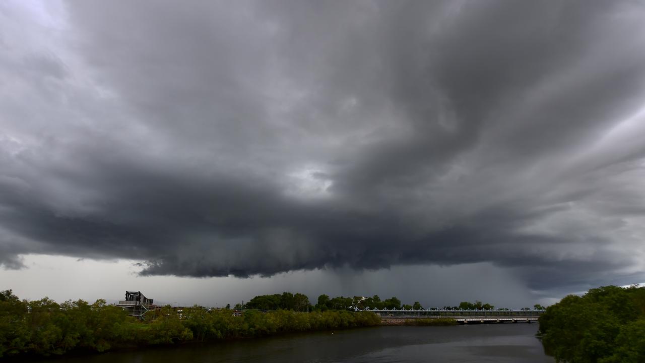 A storm is seen approaching Townsville CBD from behind the Townsville Bulletin building. PICTURE: MATT TAYLOR.