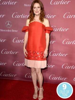Julianne Moore’s skin and hair tones were perfect for this gorgeous Delposo dress.