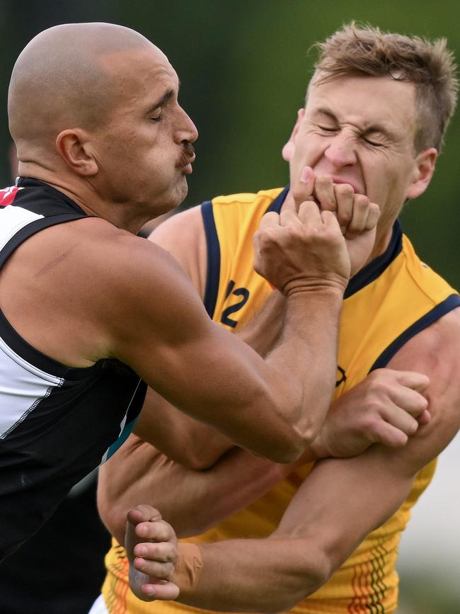 Sam Powell-Pepper crashes into Jordan Dawson. Picture: Mark Brake/Getty Images