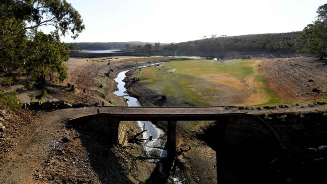 The dry South Para Reservoir. Picture: Tricia Watkinson