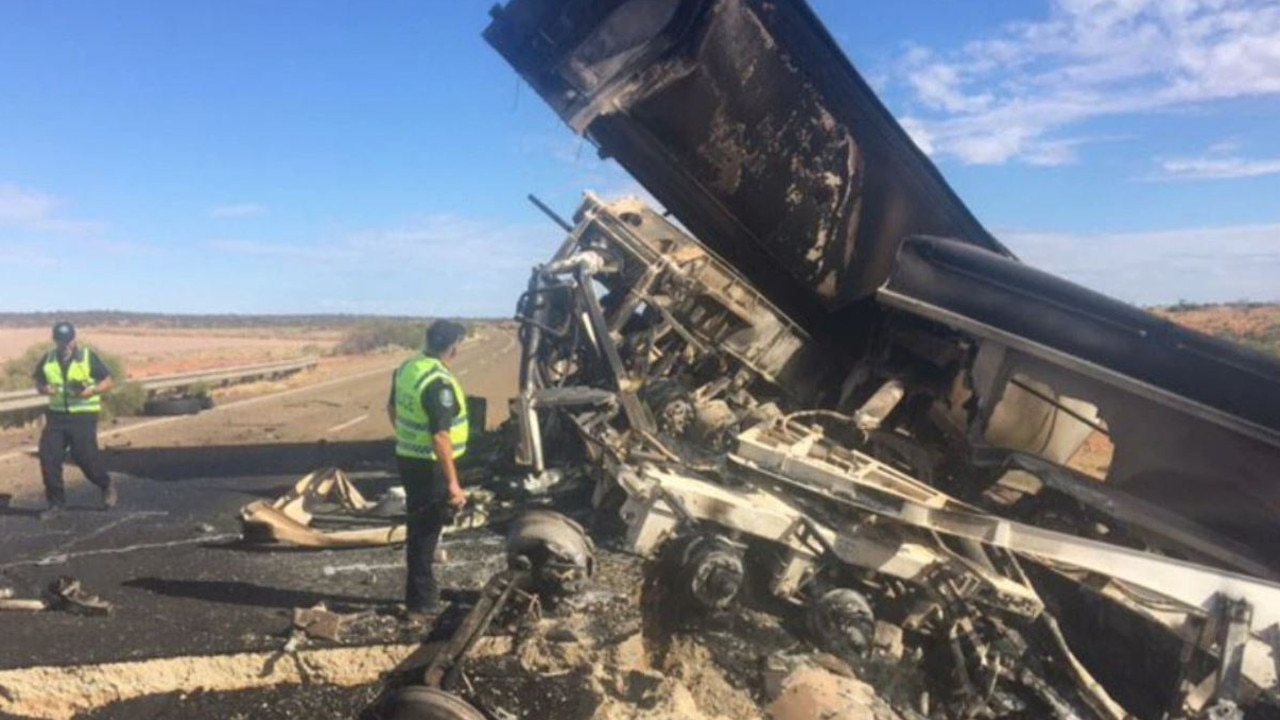 South Australia: Two People Dead In Horror Outback Ute And Truck Crash ...