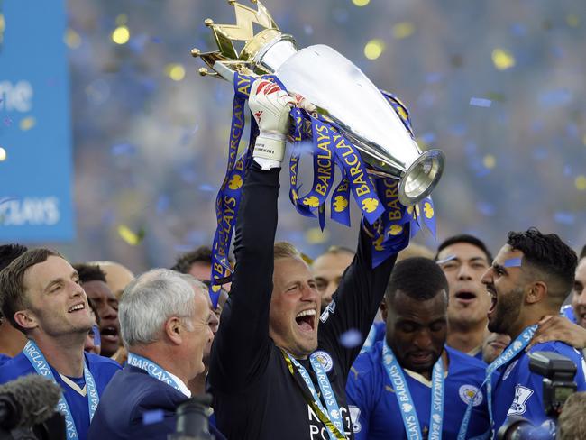 Leicester City Lift EPL Trophy After Premier League Win Over Everton At ...