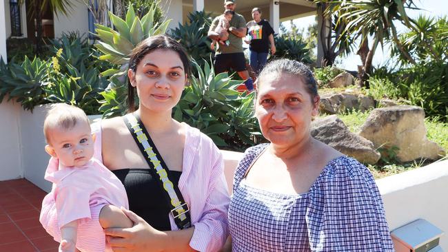 Leanne Willie (right), daughter Tayjana Willie (middle) and baby Zamiyah Willie at a rental inspection in Brisbane’s south where 14 parties turned up for a half-hour open home. Picture: Liam Kidston.