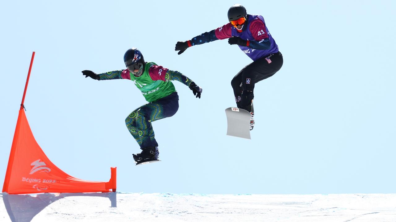 Ben Tudhope (left) goes the aerial route in his semifinal.