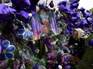 Minneapolis area mourns death of musician Prince